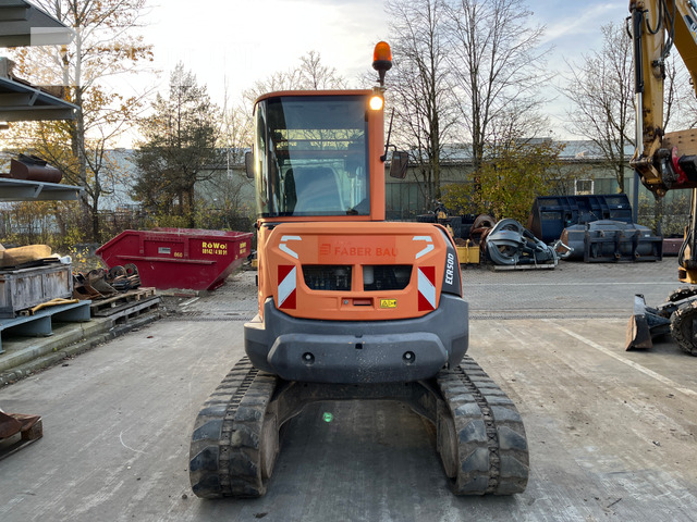 Volvo ECR50D - Мини-экскаватор: фото 5 Volvo ECR50D - Мини-экскаватор: фото 5