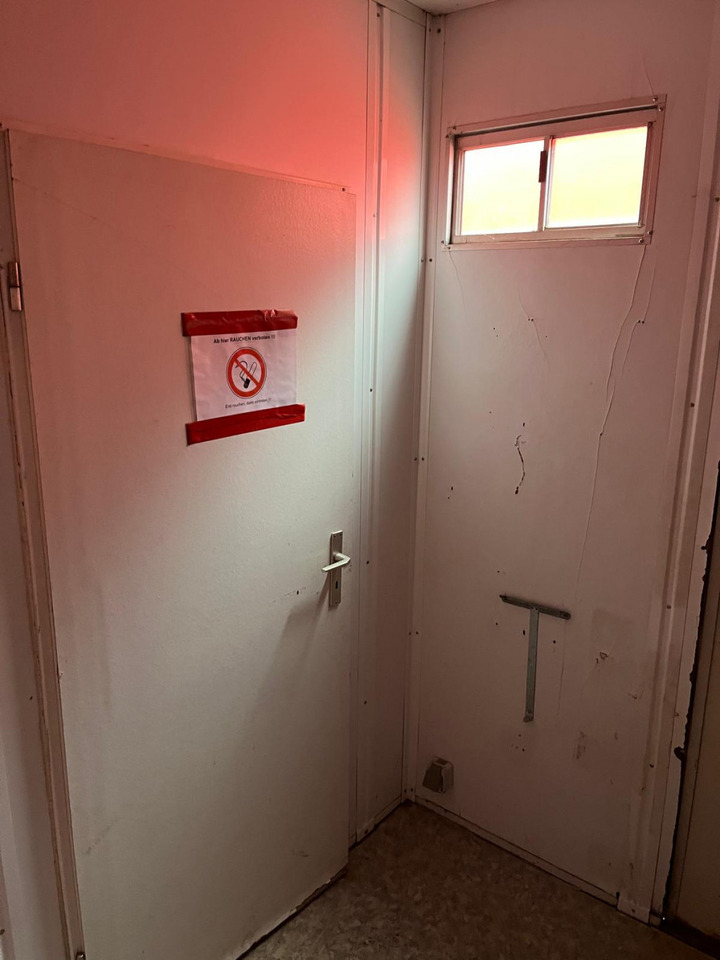 Abrollcontainer Containeranlage für Asbestsanierung - Крюковой мультилифт: фото 4 Abrollcontainer Containeranlage für Asbestsanierung - Крюковой мультилифт: фото 4