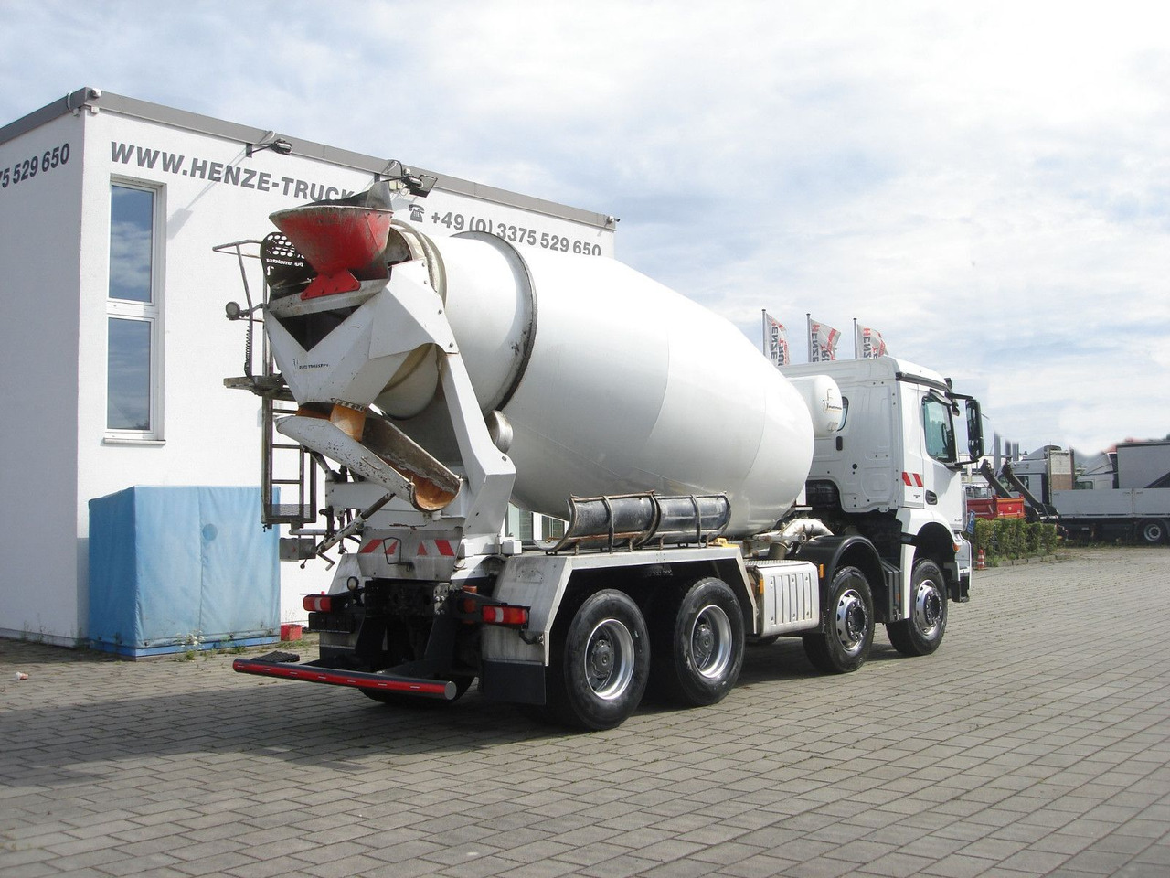 Mercedes-Benz Arocs 3240 B 8x4 - Автобетоносмеситель: фото 4 Mercedes-Benz Arocs 3240 B 8x4 - Автобетоносмеситель: фото 4
