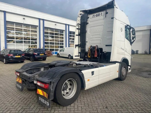 Volvo FH 460 globe euro 6 - Тягач: фото 4 Volvo FH 460 globe euro 6 - Тягач: фото 4