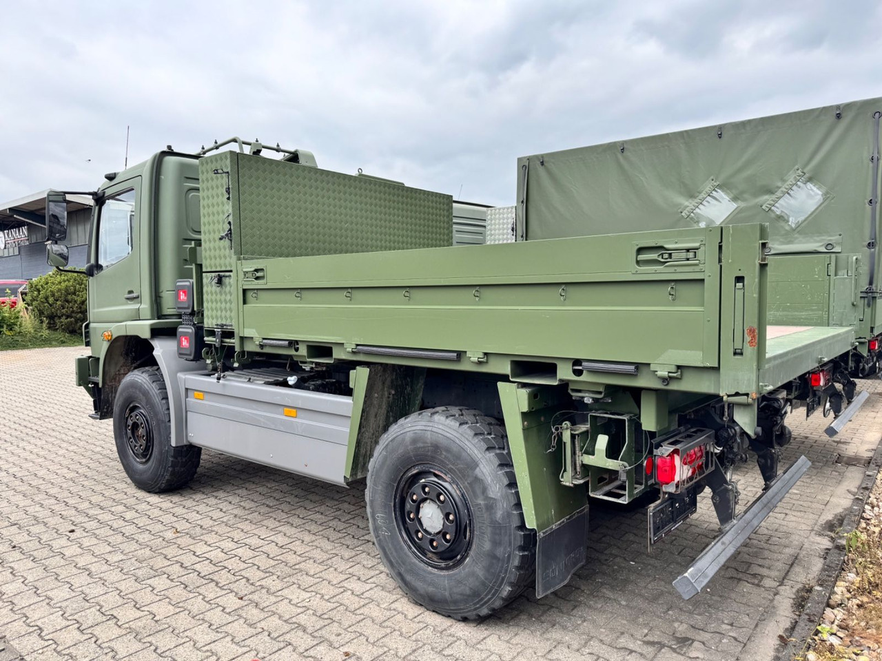 Mercedes-Benz 1018 Atego 4x4 Allrad Camper Expedition - Грузовик-контейнеровоз/ Сменный кузов: фото 3 Mercedes-Benz 1018 Atego 4x4 Allrad Camper Expedition - Грузовик-контейнеровоз/ Сменный кузов: фото 3