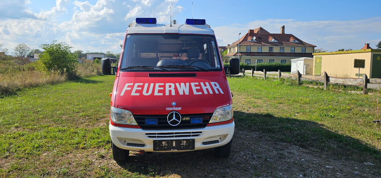 Mercedes-Benz Allrad Sprinter 416 Feuerwehr 4x4 VAN - Коммерческий автомобиль: фото 2 Mercedes-Benz Allrad Sprinter 416 Feuerwehr 4x4 VAN - Коммерческий автомобиль: фото 2