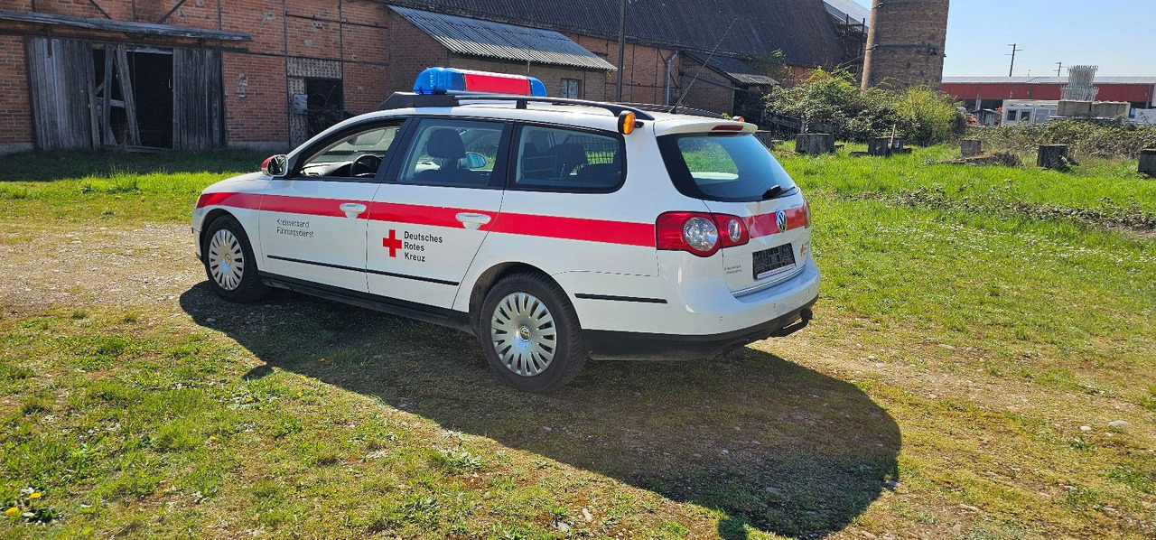 Volkswagen Allrad Feuerwehr Kommandowagen HVO KDOW ELW - Седан: фото 3 Volkswagen Allrad Feuerwehr Kommandowagen HVO KDOW ELW - Седан: фото 3