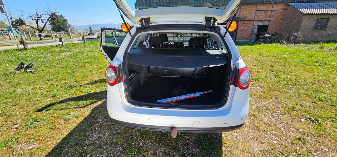 Седан Volkswagen Allrad Feuerwehr Kommandowagen HVO KDOW ELW: фото 11 Седан Volkswagen Allrad Feuerwehr Kommandowagen HVO KDOW ELW: фото 11