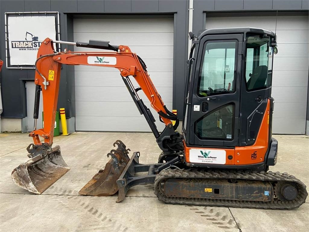 Hitachi ZX33U-6 (7294) - Мини-экскаватор: фото 1 Hitachi ZX33U-6 (7294) - Мини-экскаватор: фото 1