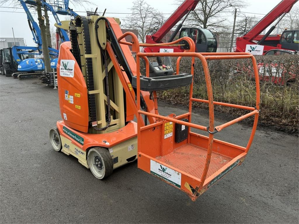 JLG Toucan 10E (7356)  - Вертикальный мачтовый подъемник: фото 3 JLG Toucan 10E (7356)  - Вертикальный мачтовый подъемник: фото 3