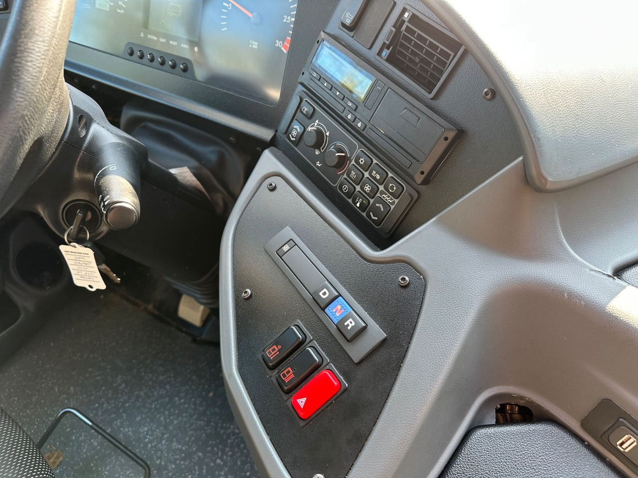 Городской автобус Setra S 415 LE Business  (374 tKm*TOP): фото 14