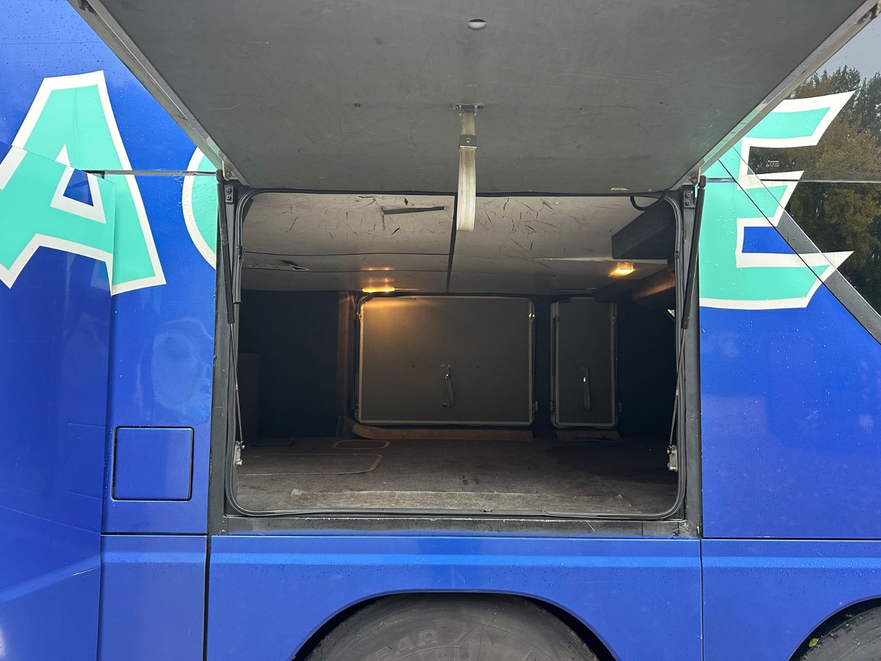 Двухэтажный автобус Setra S 431 DT (80 Sitze*TOP*Euro 4): фото 10 Двухэтажный автобус Setra S 431 DT (80 Sitze*TOP*Euro 4): фото 10