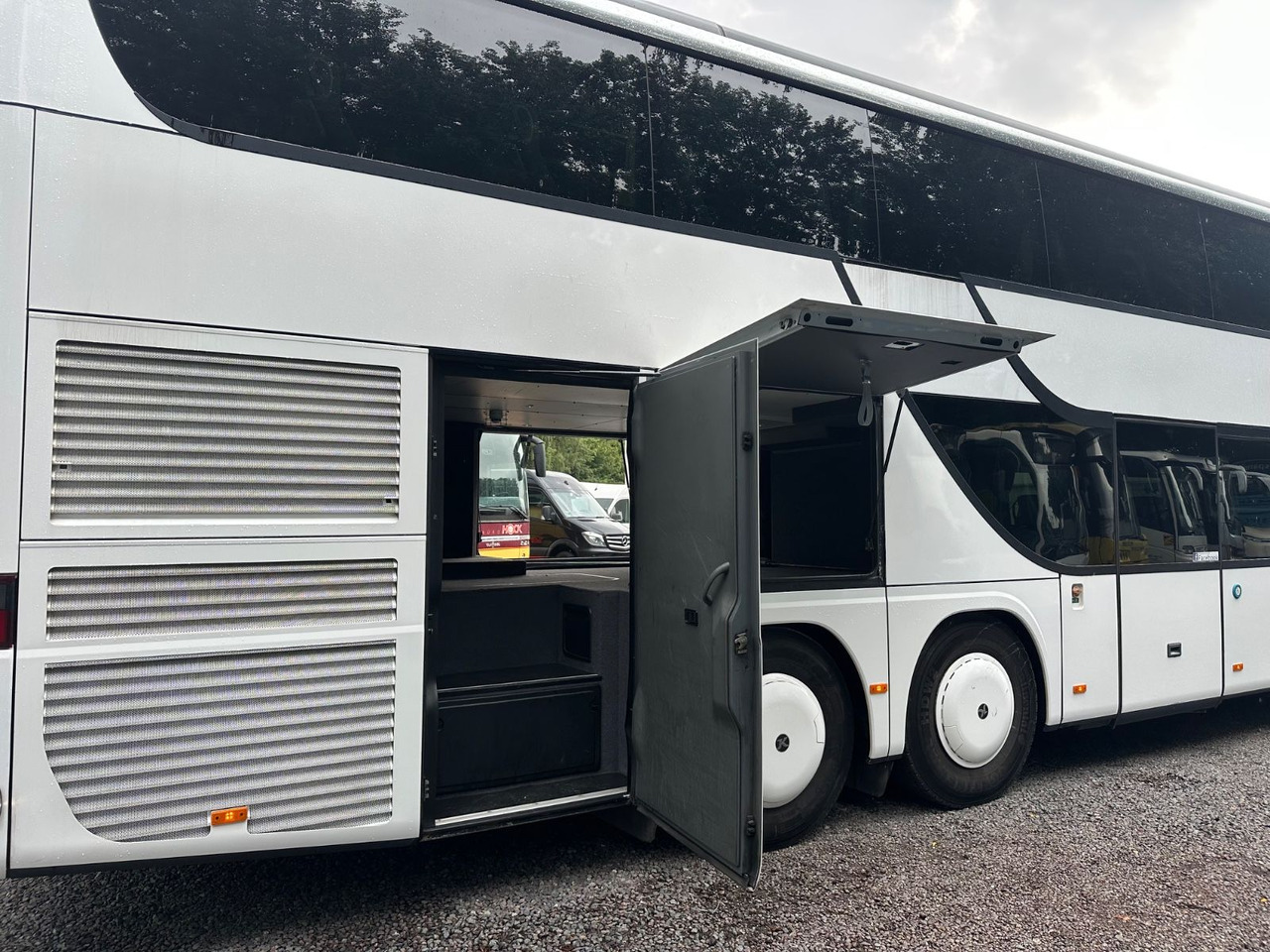 Setra S 431 DT (81 Sitze*TOP) - Двухэтажный автобус: фото 4 Setra S 431 DT (81 Sitze*TOP) - Двухэтажный автобус: фото 4