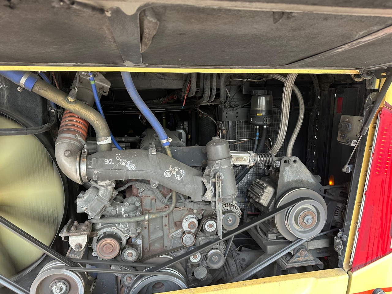 Туристический автобус Vanhool TX17 Astron (TOP*57 Sitze) 417 HDH/ 517 HDH: фото 13 Туристический автобус Vanhool TX17 Astron (TOP*57 Sitze) 417 HDH/ 517 HDH: фото 13