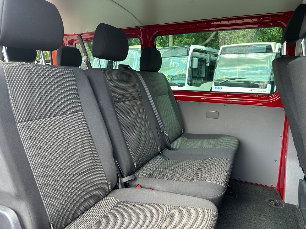 Пассажирский фургон Volkswagen T6 Kombi (PDC Hi*ACC*StandHz*9 Sitzer*AC): фото 12 Пассажирский фургон Volkswagen T6 Kombi (PDC Hi*ACC*StandHz*9 Sitzer*AC): фото 12